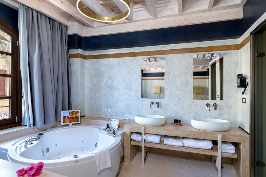 10Gr Hotel And Wine Bar - Adults Only Rhodes City Exteriör bild